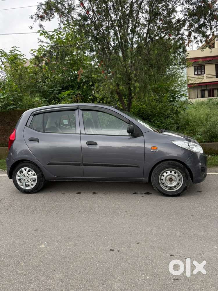 Hyundai I10 2017 Petrol 16500 Km Driven, Excellent Condition.