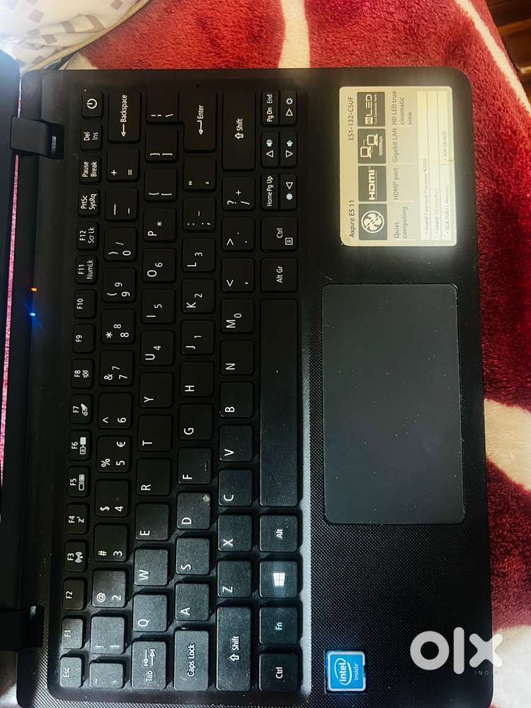 Aspire ES 11