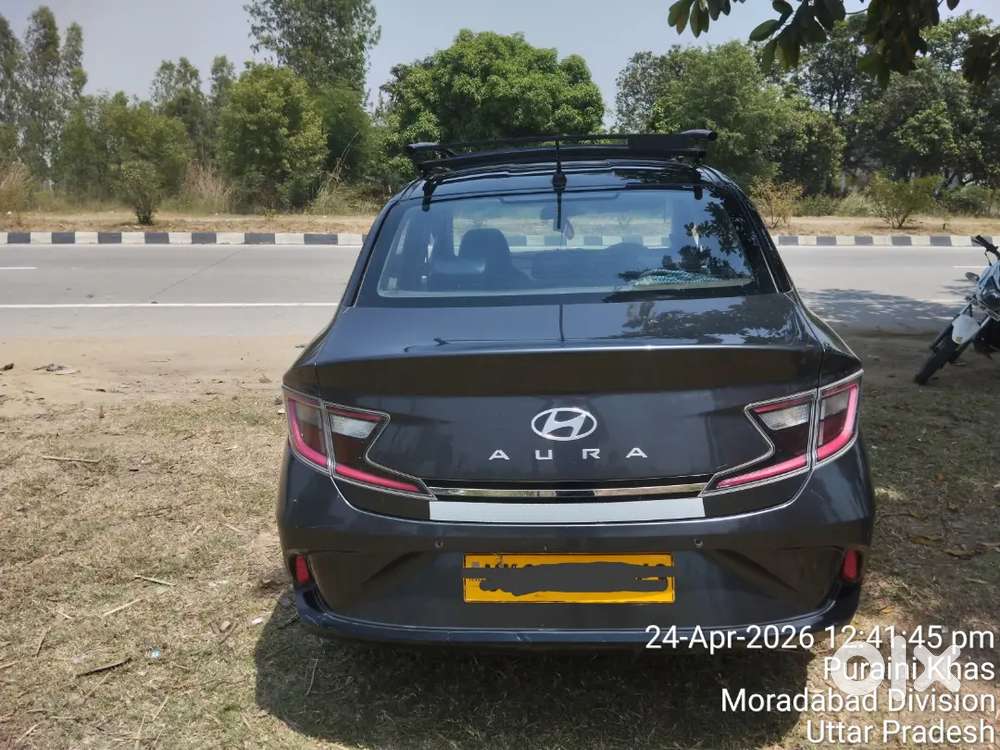 Good Condition Aura Texi Car