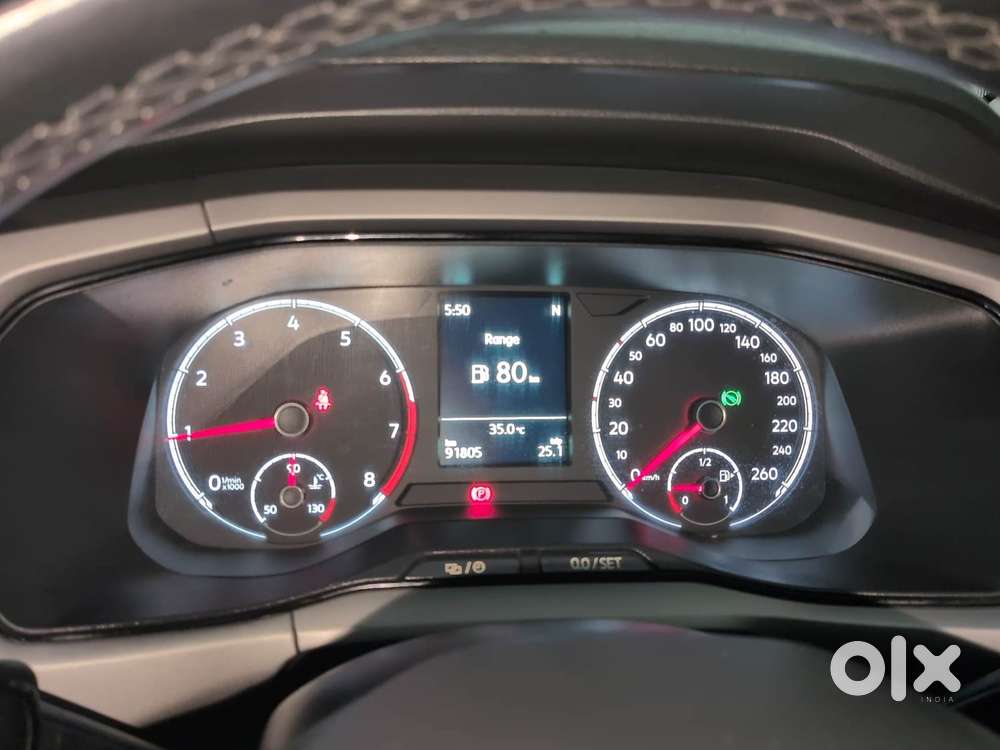 Volkswagen Taigun 1.0 Tsi Highline At, 2022, Petrol