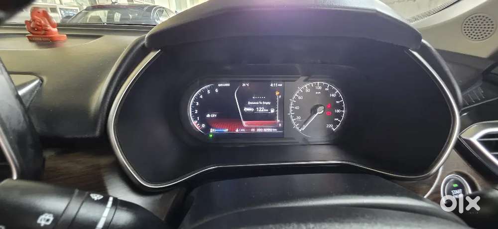 Dual Tone Well Maintained Car