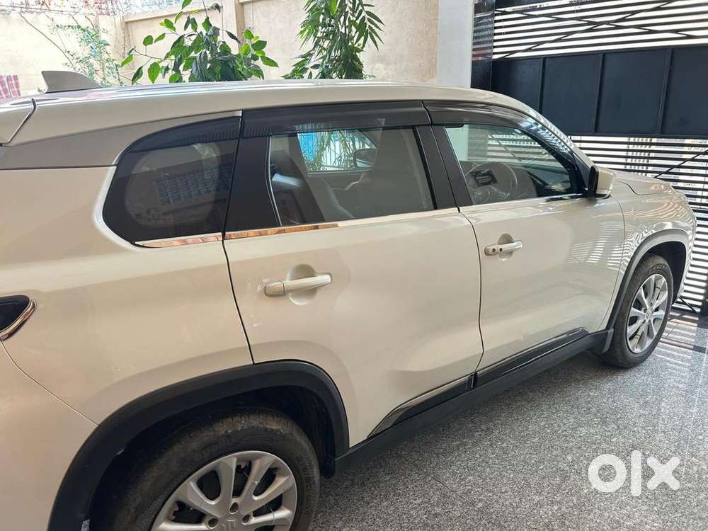 Maruti Suzuki Grand Vitara 2023 Cng & Hybrids Well Maintained