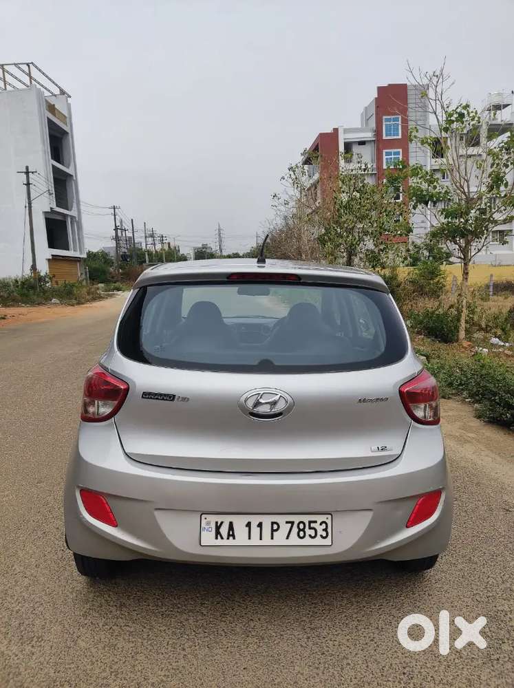 Hyundai Grand I10 2015 Petrol 85000 Km Driven