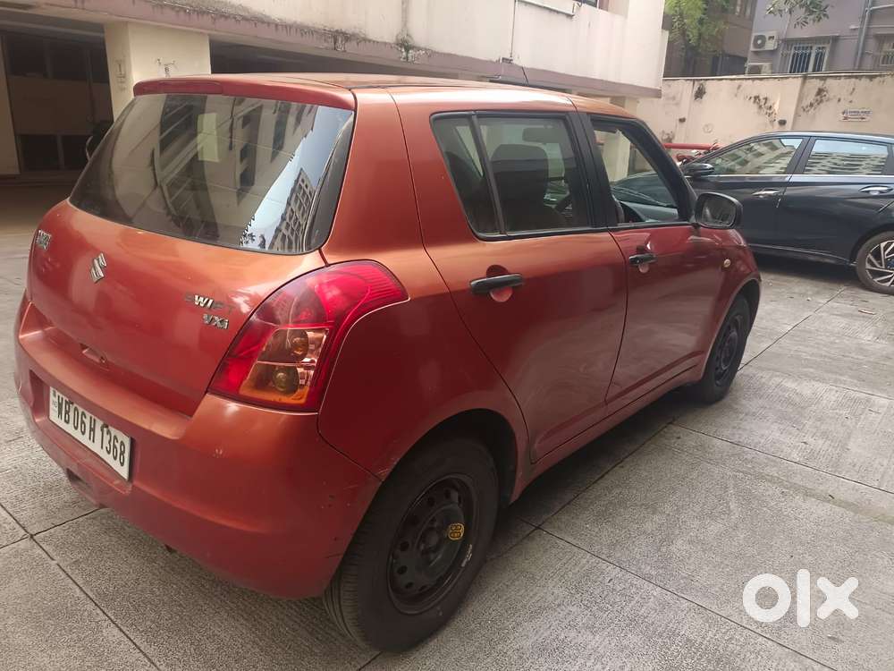 Maruti Suzuki Swift Vxi + Manual, 2011, Petrol