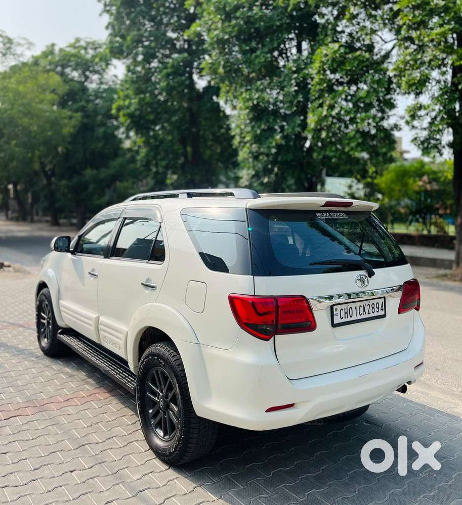 Toyota Fortuner 4x4 At, 2015, Diesel