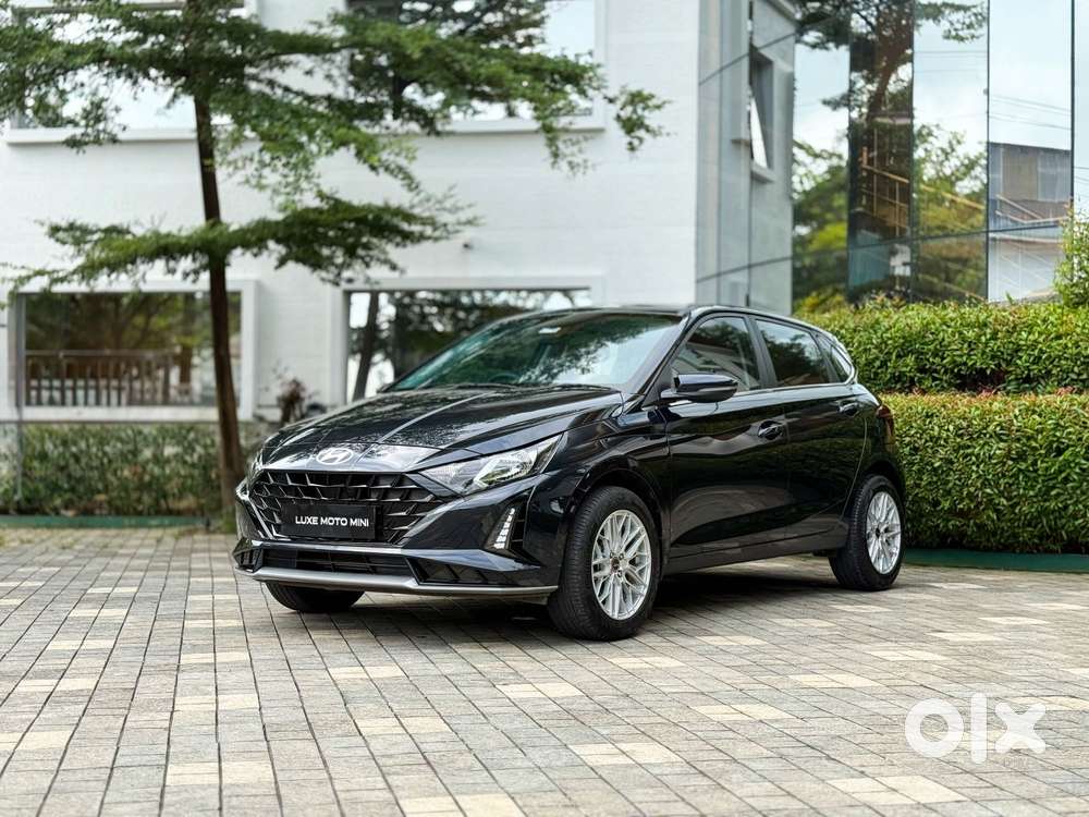 Hyundai I20 Sportz 1.2 Ivt, 2025, Petrol