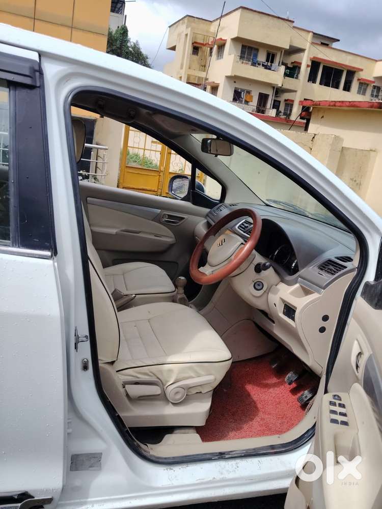 Maruti Suzuki Ertiga Shvs Zdi Plus, 2014, Diesel