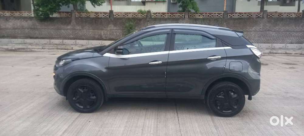 Tata Nexon 1.2 Revotron Xm Plus (s), 2023, Petrol