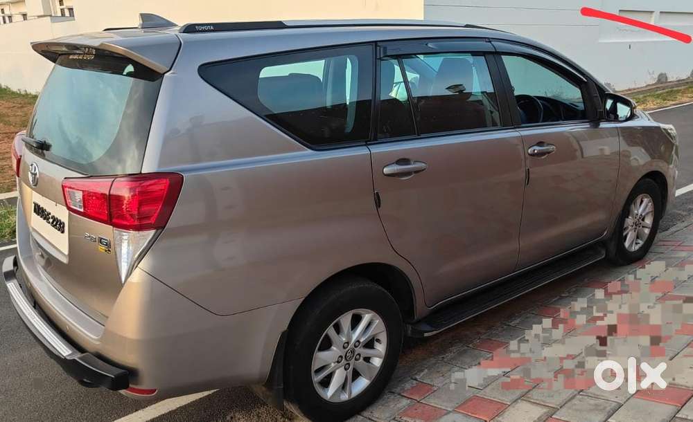 Toyota Innova 2.5 Vx 8 Seater Bs Iv, 2013, Diesel