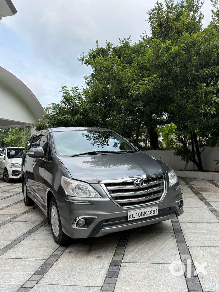 Toyota Innova 2013 Diesel Well Maintained