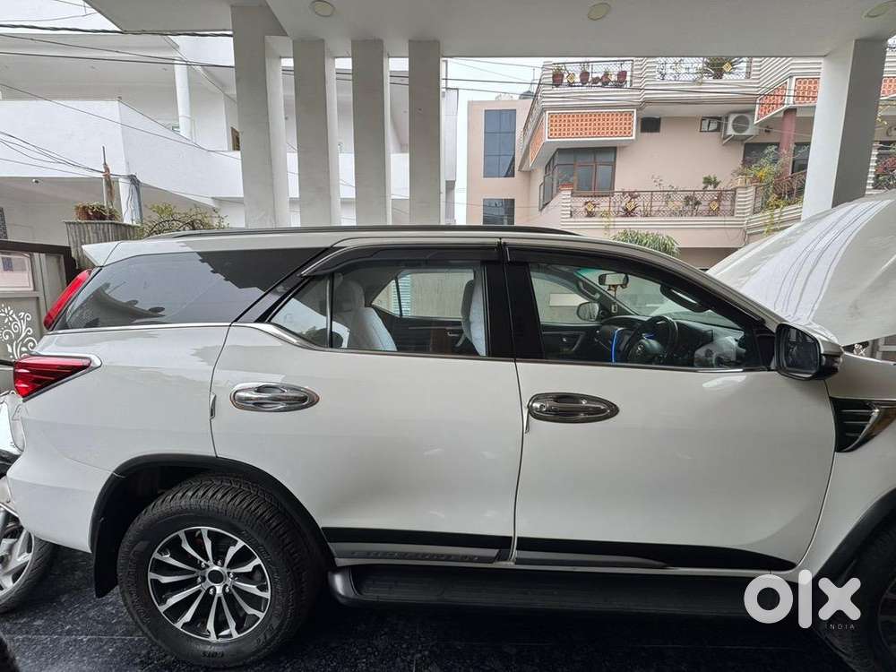 Toyota Fortuner Diesel Good Condition Or Oringinal All Body Parts