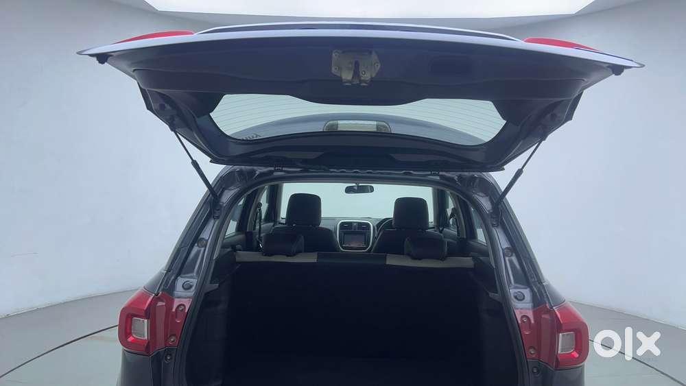 Maruti Suzuki Vitara Brezza 1.5 Vxi At, 2021, Petrol