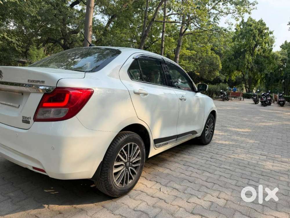 Maruti Suzuki Swift Dzire Zxi+ Amt, 2017, Diesel
