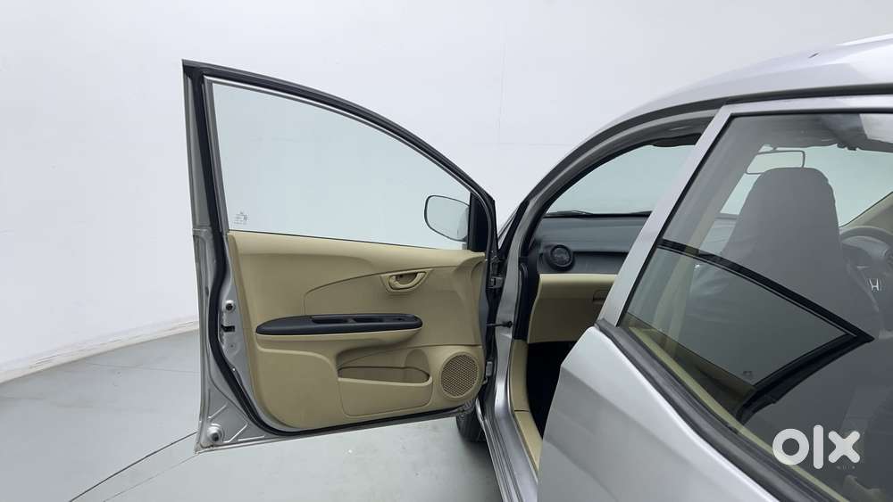 Honda Mobilio V I-vtec, 2015, Petrol