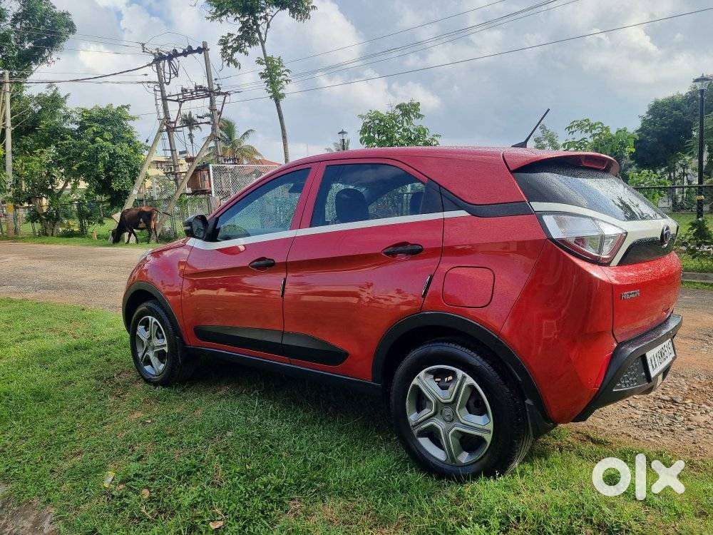 Tata Nexon 1.5 Revotorq Xm (s), 2017, Diesel
