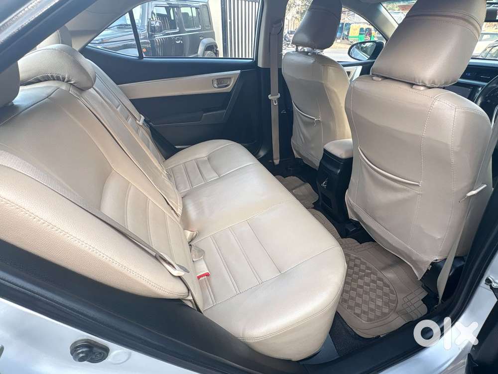 Toyota Corolla Altis 2013-2017 D-4d G, 2016, Diesel