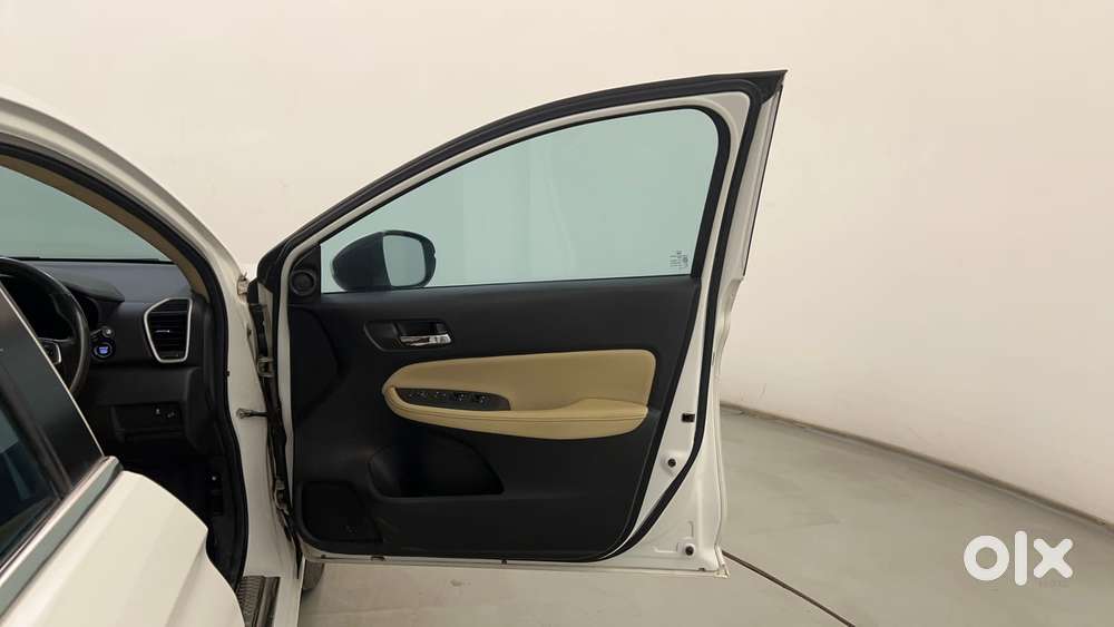 Honda City 1.5 Zx I-vtec Mt, 2023, Petrol