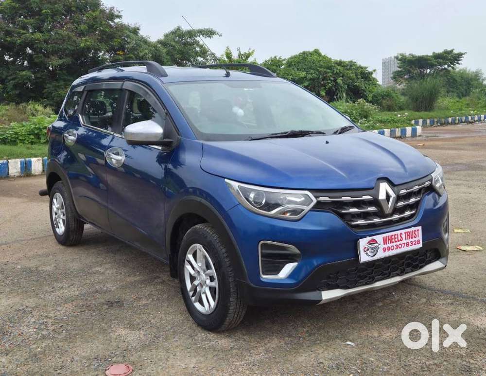 Renault Triber Rxt, 2022, Petrol