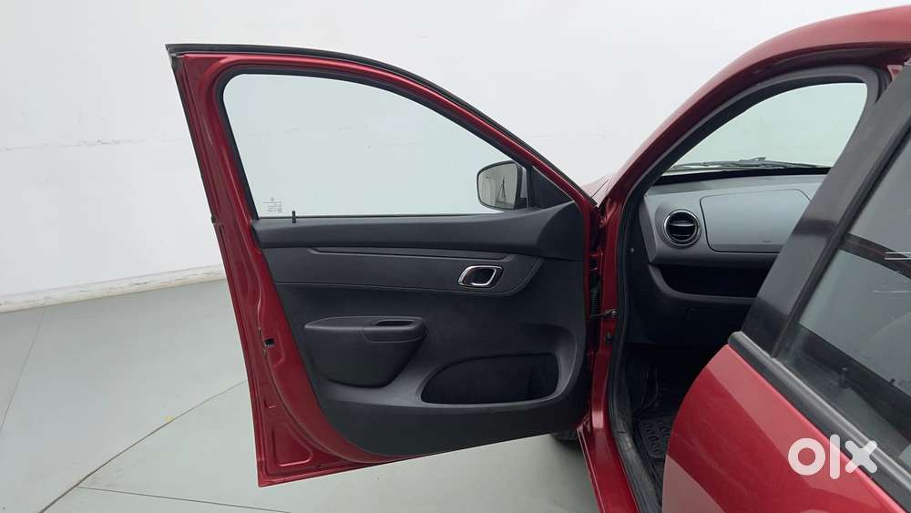 Renault Kwid 1.0 Rxt Amt, 2019, Petrol