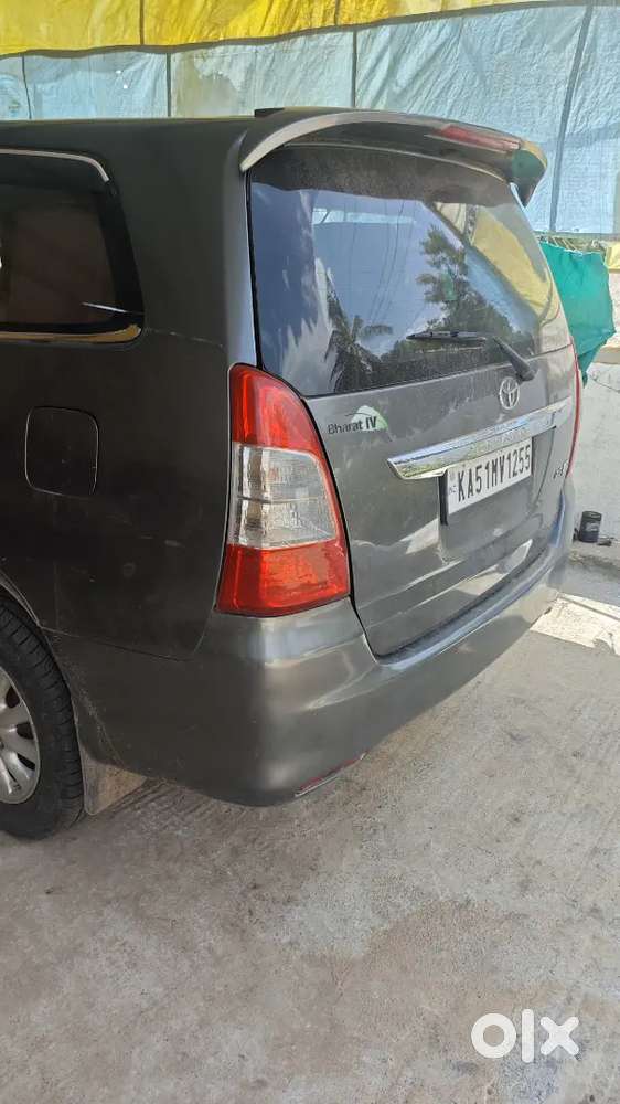 Toyota Innova 2013 Less Driven New Tyres