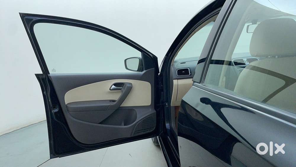 Volkswagen Vento Petrol Highline, 2015, Petrol