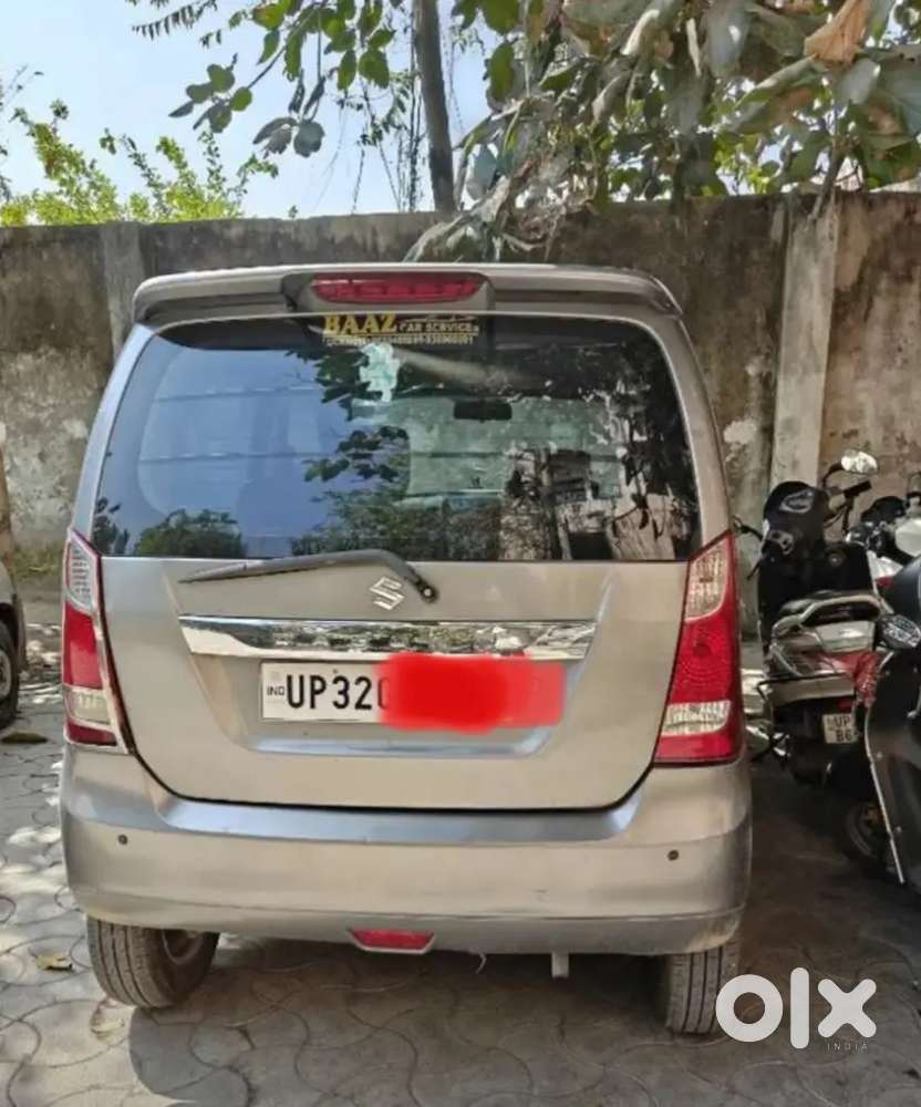 Car Bahut Badhiya Hai,cng Or Petrol Me Hai, Mileage Bahut Acha Hai