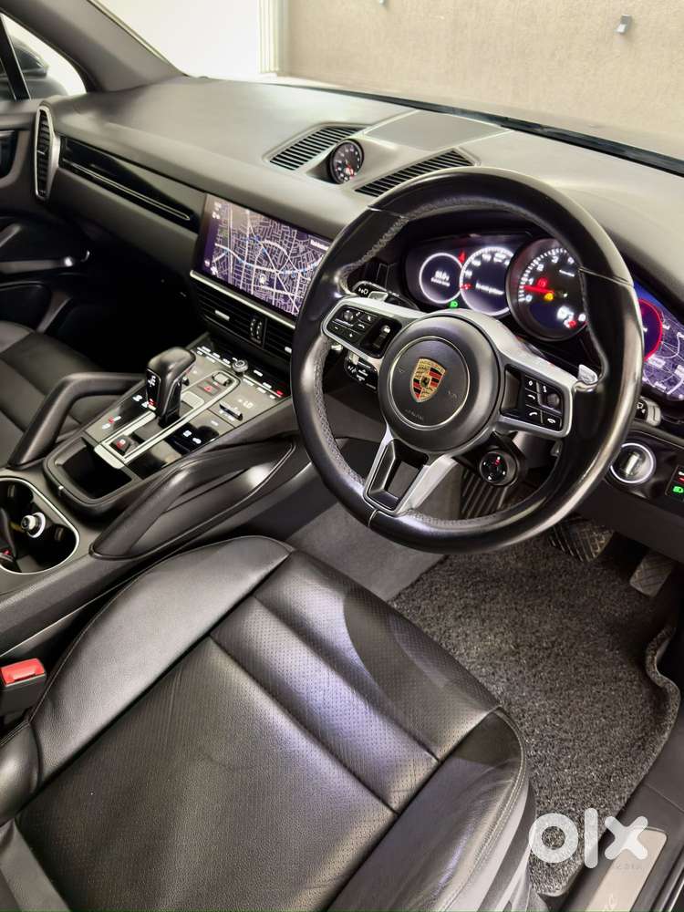 Porsche Cayenne Base, 2023, Petrol
