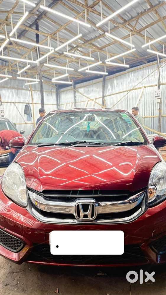 Honda Amaze 2nd Gen 2016 Petrol Good Condition