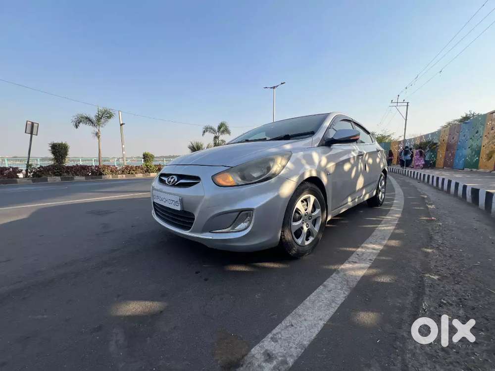 Hyundai Verna 2011 Cng & Hybrids 90000 Km Driven