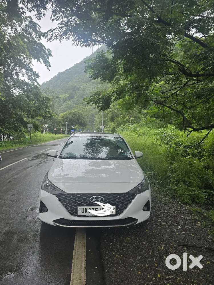 Hyundai Verna 2023 Sx Petrol Mt
