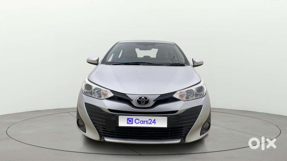 Toyota Yaris J Cvt, 2020, Petrol