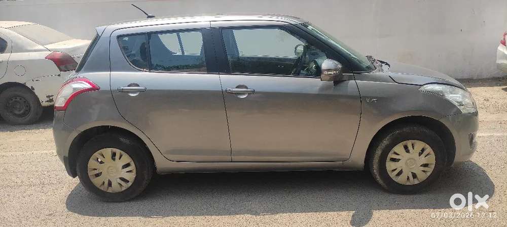 Less 37000 Kms Driven, Single Owner, 2013 Maruti Swift 1.2 Vxi