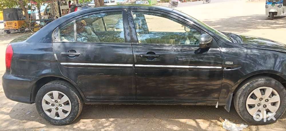 Verna. Hyundai