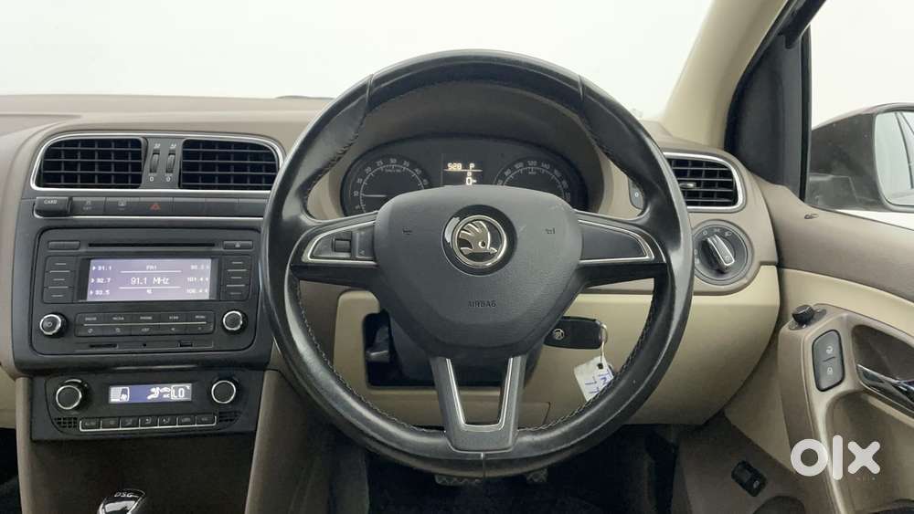 Skoda Rapid [2016-2020] 1.5 Style Plus Tdi At, 2016, Diesel