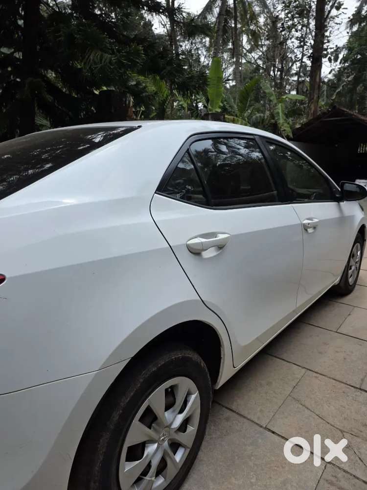 Toyota Corolla Altis 2015