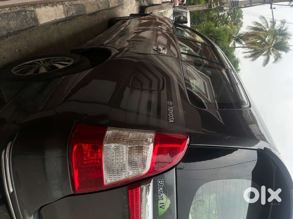 Toyota Innova 2015 Model