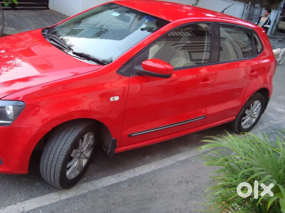 Volkswagen Polo 2015 Petrol 69900 Km Driven