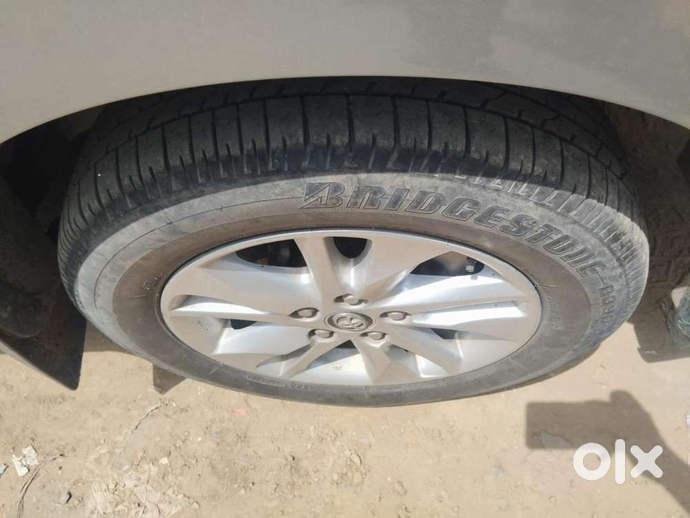 Toyota Innova Crysta 2017 Diesel 39500 Km Driven