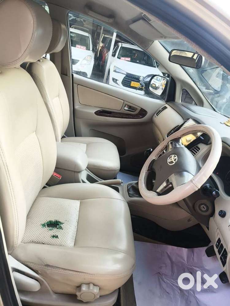 Toyota Innova 2.5 V 7 Str, 2014, Diesel