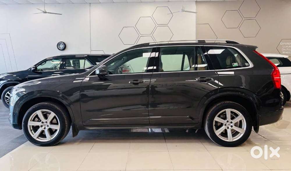 Volvo Xc 90 2.0 Momentum Luxury, 2018, Diesel