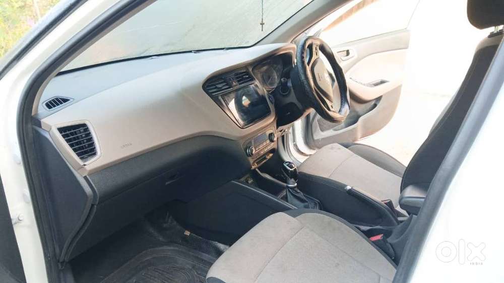 Hyundai Elite I20 Asta 2014 -manual