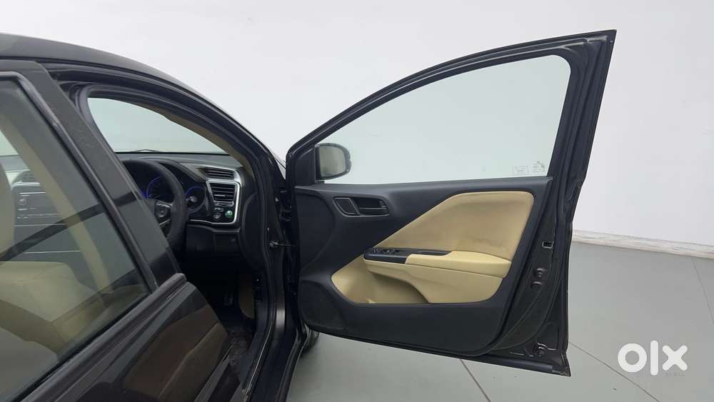 Honda City I-vtec Cvt Zx, 2015, Petrol