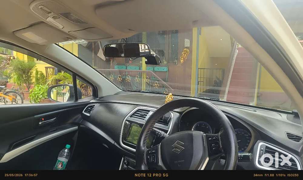 .abs:yes
Accident:no
Adjustable Externalmirror: Power 
Dash Camera:yes