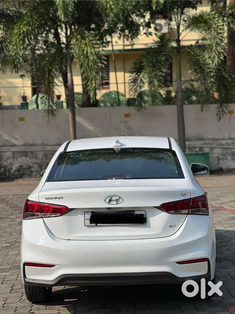 Hyundai Verna Sx(o) Petrol Automatic