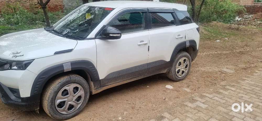 Maruti Suzuki Brezza 2025 Petrol 15000 Km Driven