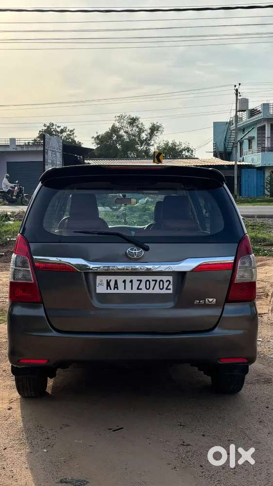 Toyota Innova Diesel 24 Dec 2013 2nd Owner