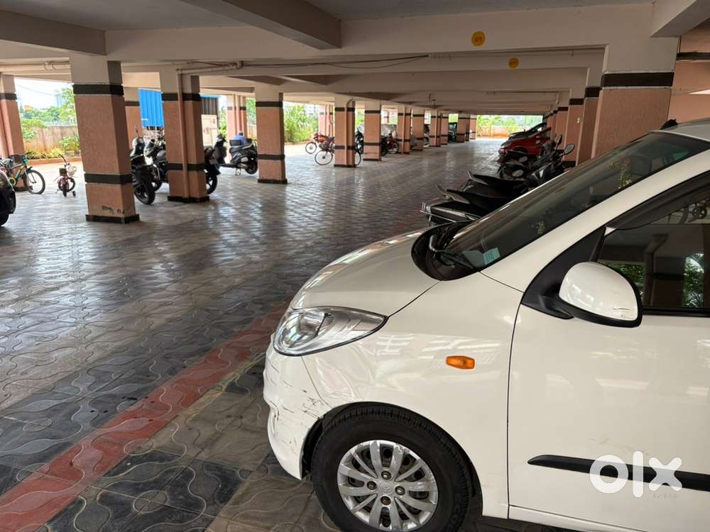 Hyundai I10 Sportz Petrol + Lpg Manual 2016