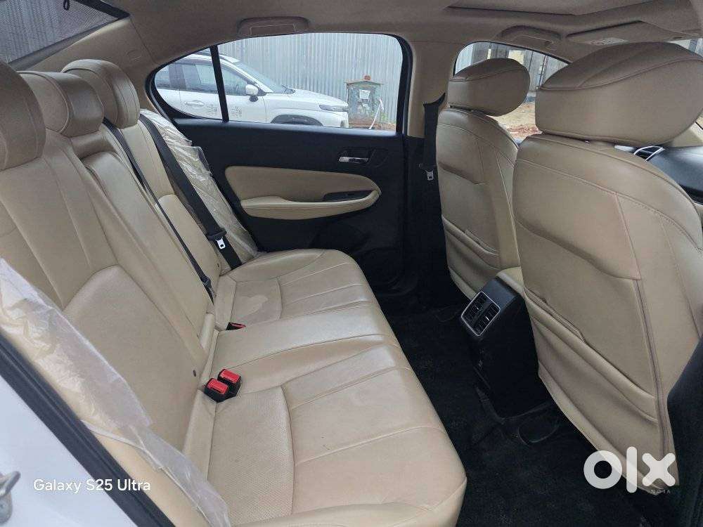 Honda City 1.5 Zx I-vtec Mt, 2023, Petrol