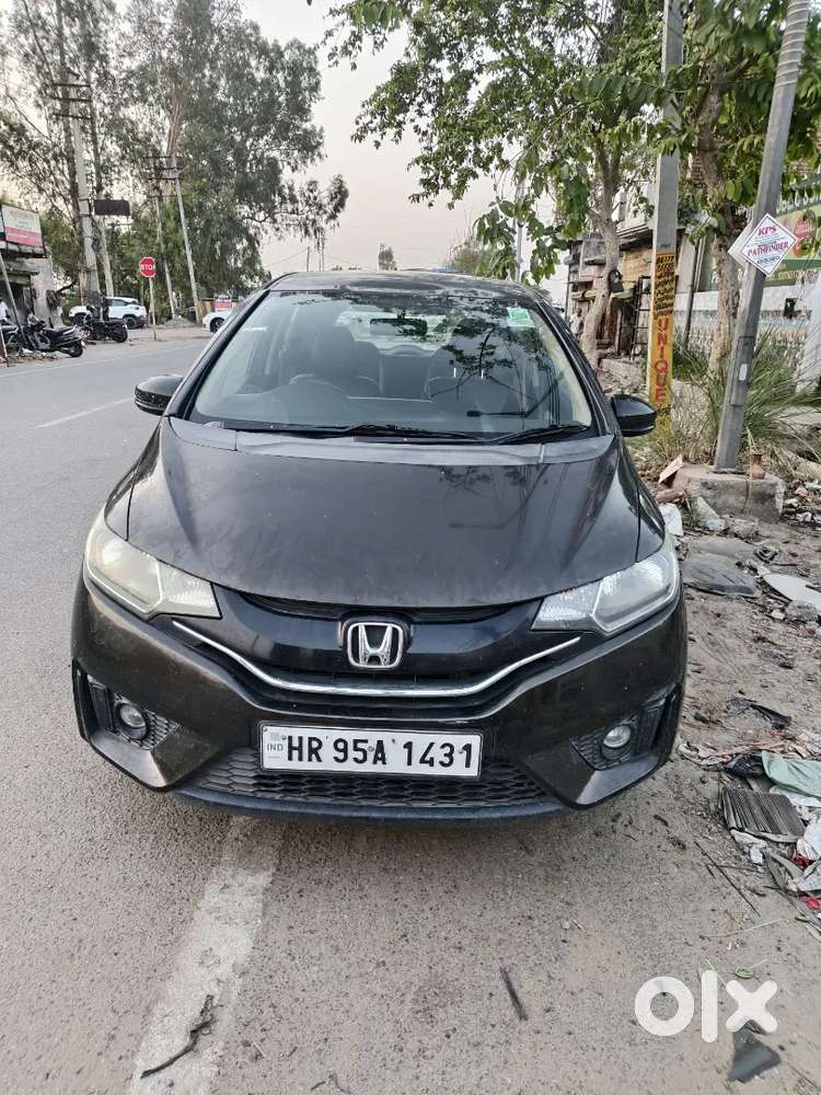 Honda Jazz 2015 Diesel 78000 Km Driven