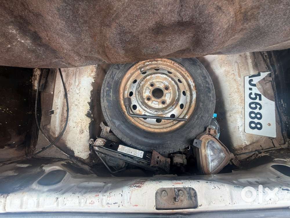 Hyundai Eon 2011 Petrol Well Maintained